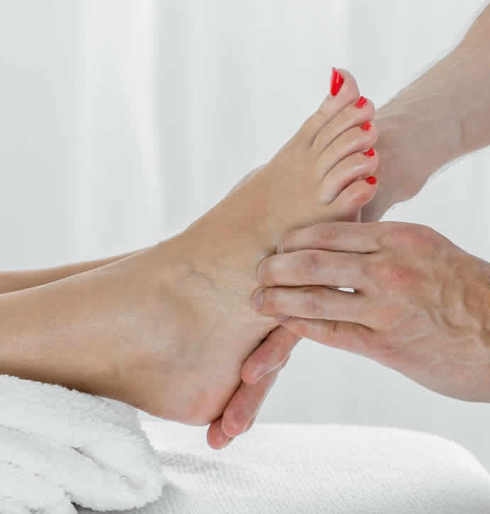 Aktionen und Angebote - Verwöhnbehandlungen & Kosmetikprodukte | Emmendingen Aktionen und Angebote - Verwöhnbehandlungen & Kosmetikprodukte | Emmendingen